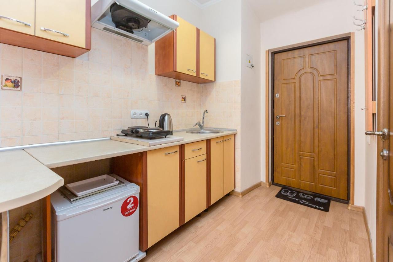 Квартира Студія Біля Оперного Театру По Вулиці Гонти 4 Lviv Ngoại thất bức ảnh