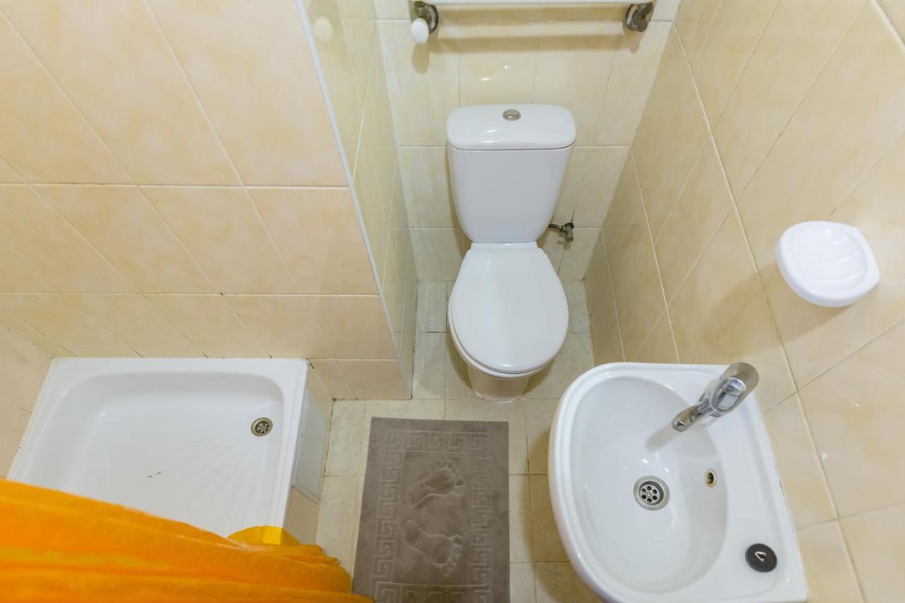 Квартира Студія Біля Оперного Театру По Вулиці Гонти 4 Lviv Ngoại thất bức ảnh